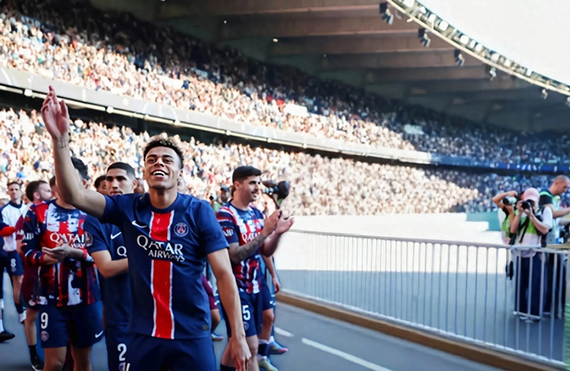 AYX-包含姆巴佩在FPX比赛中夺冠，刷新纪录引发热议！热度持续攀升的词条