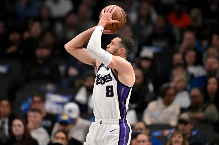 爱游戏体育-Karsa在日本队比赛中领先优势明显，战术调整引发热议！比赛高潮迭起的简单介绍